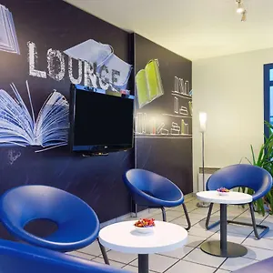 Hotel Ibis Budget Les Champarts