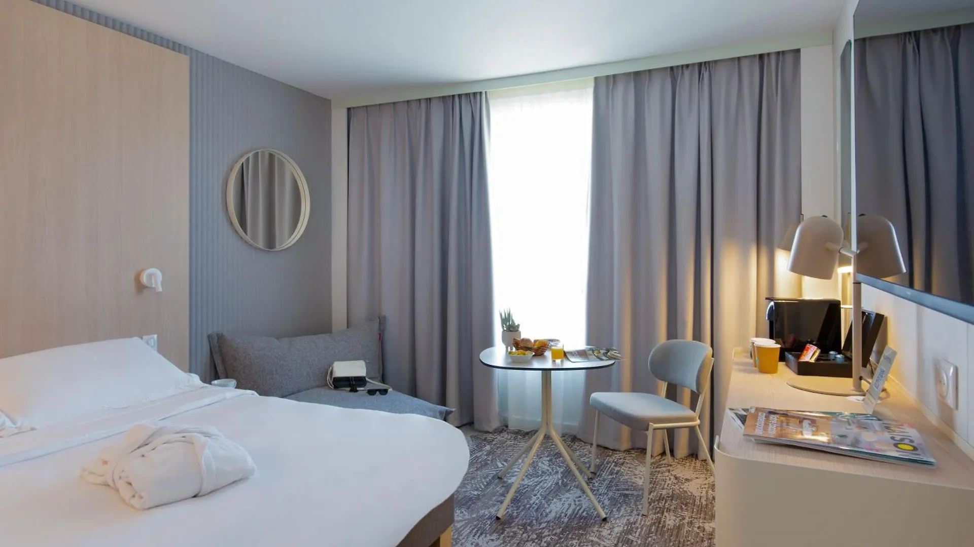 Novotel Aix-En-Provence Pont De L'Arc
